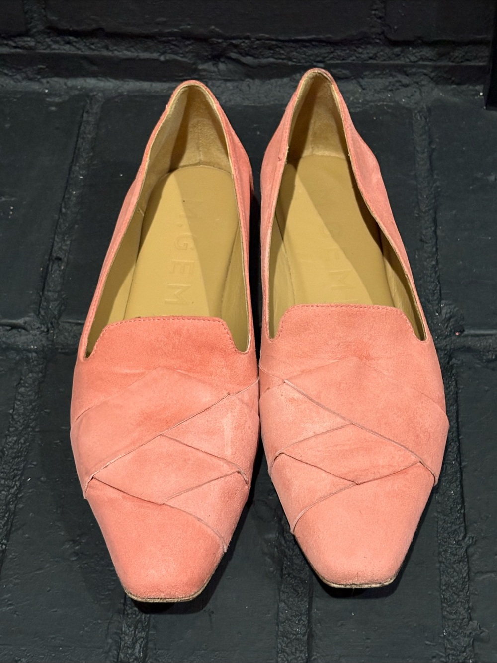 M GEMI Women's Pointed Suede Flats in Pink